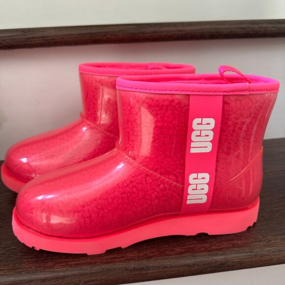 Kids Ugg Clear Mini II - Size 5 - NIB - Picture 1 of 4